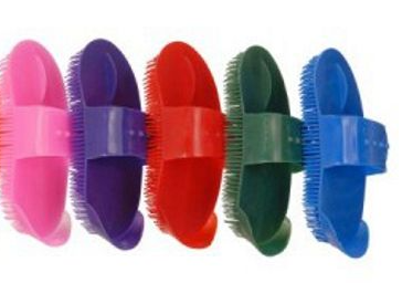 Sarvis Plastic Curry Comb