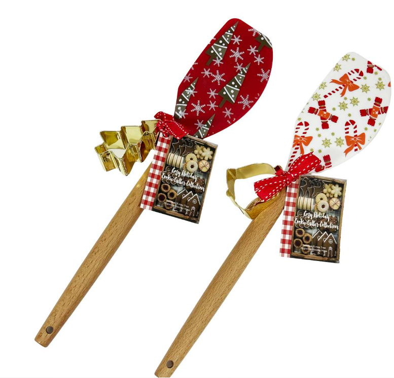 Christmas - Spatula with Golden Cookie Cutter