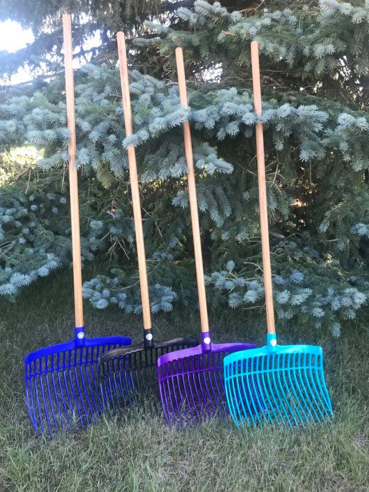 Rounded Plastic Stable Fork