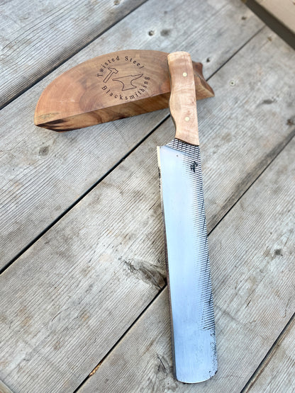 Twisted Steel - Knives