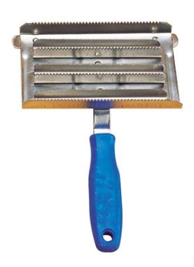 Curry Comb Cattle Metal with Plastic Handle