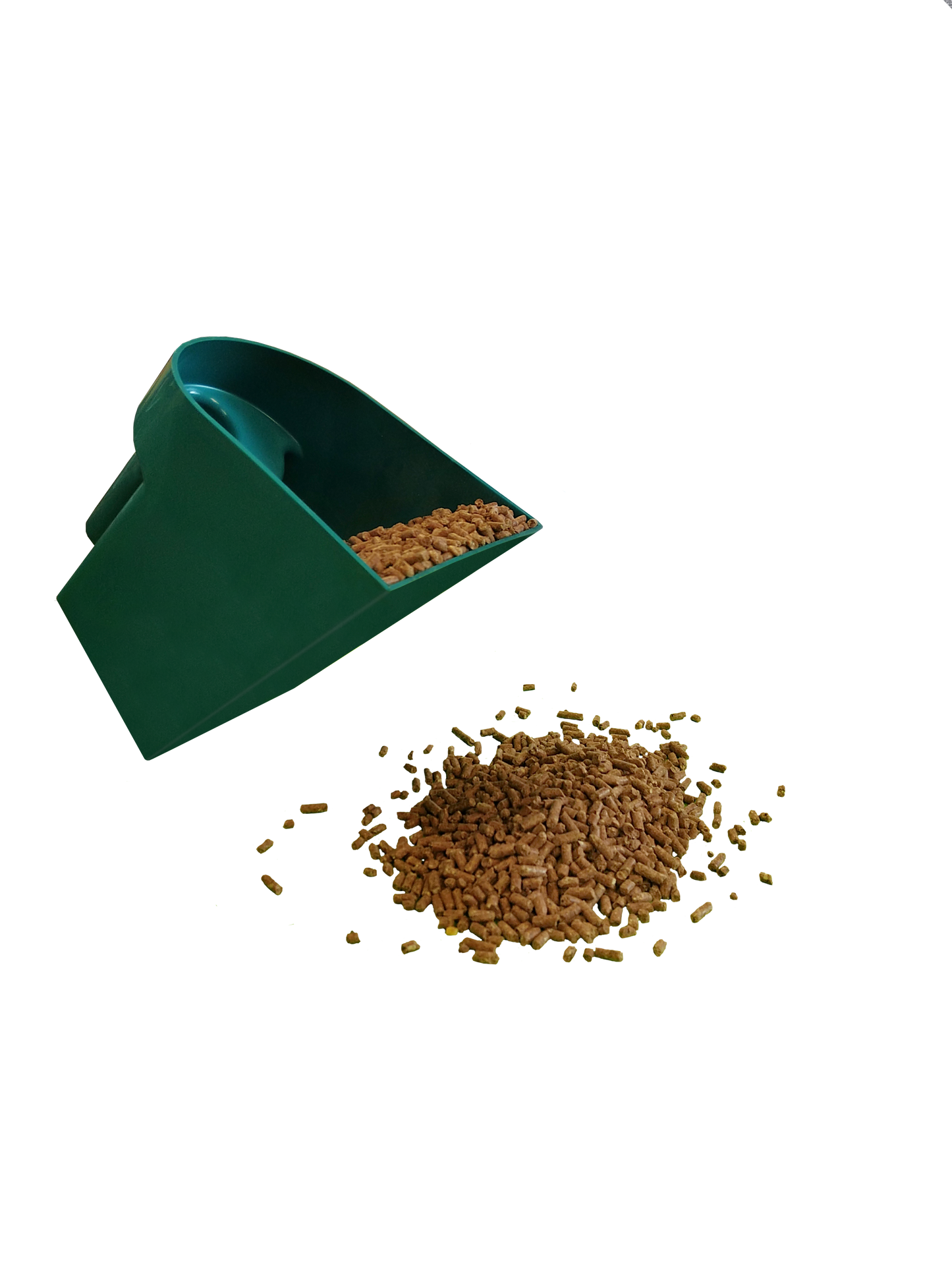 KD - Plastic Feed Scoop - 2 Quart