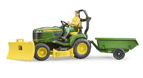 Toys - Bruder - John Deere Lawn Tractor w/ Figurine